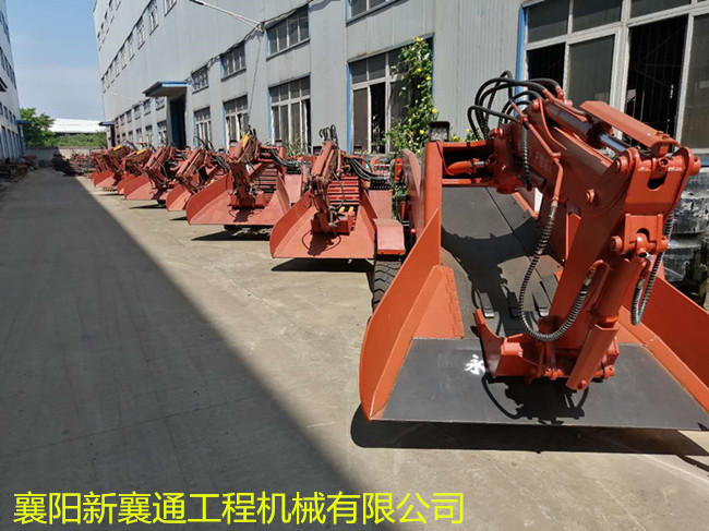 扒渣機生產(chǎn)廠 扒渣機生產(chǎn)廠.jpg