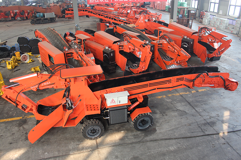 扒渣機(jī)型號(hào)及參數(shù).jpg 扒渣機(jī)型號(hào)及參數(shù).jpg